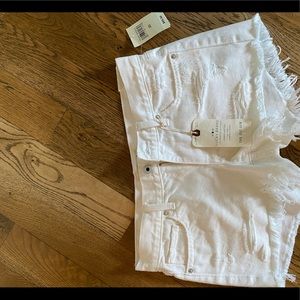 Lucky Brand shorts tags on